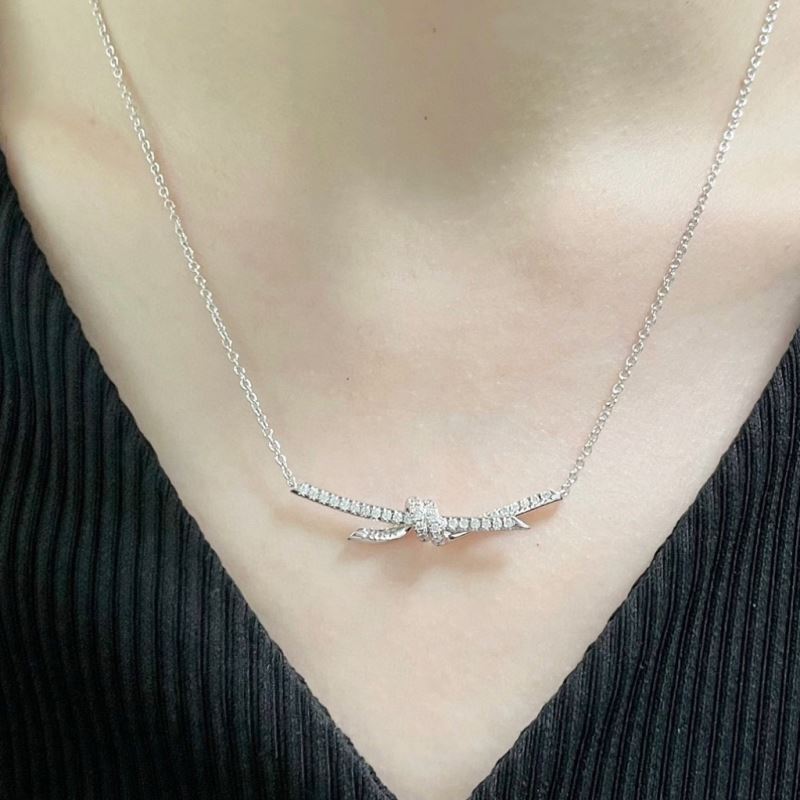 T*f*ny necklaces